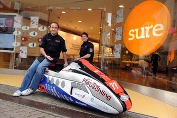 World Champion Tim Reeves (left) and passenger Patrick Farrance (Stephen Davison/Pacemaker Press International)
